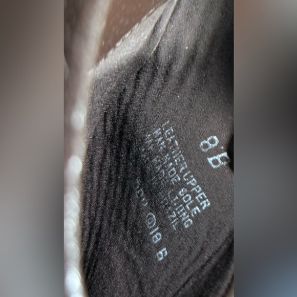 Easy Spirit Women’s Size 8 Brown Leather Slip-On Shoes - Picture 15 of 15